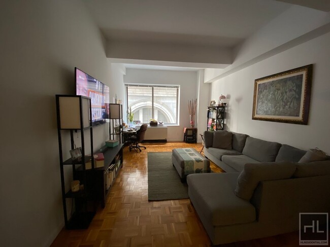 WALL STREET - WALL STREET Apartment Unit 409