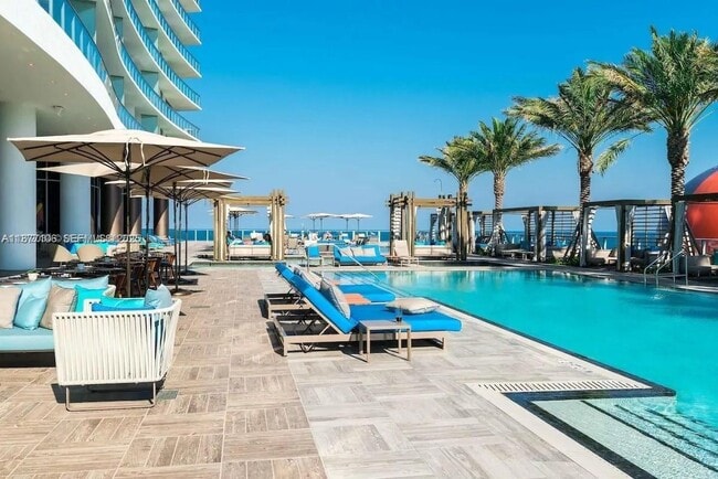 Building Photo - 4111 S Ocean Dr Unit PH4106