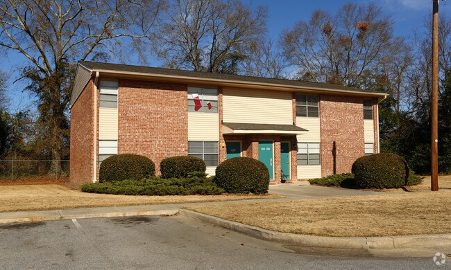 Photo - Leesville Gardens Apartments