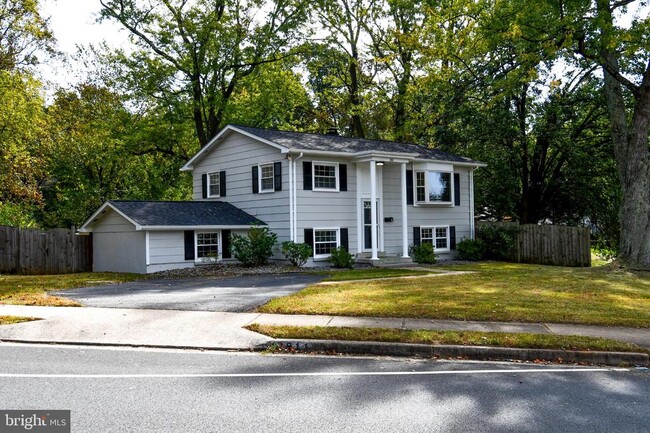 Photo - 3811 Forestdale Ave