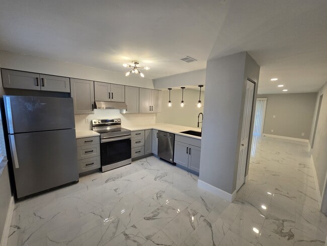 Building Photo - 4988 Steel Dust Ln Unit 4988