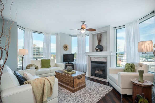 Photo - 33065 Mill Lake Rd