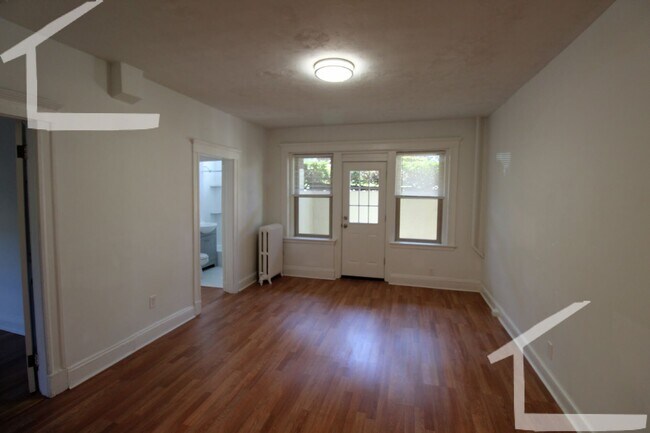 Photo - 130 Brainerd Rd