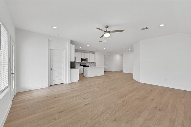 Photo - 30034 Foxtail Pne Ct