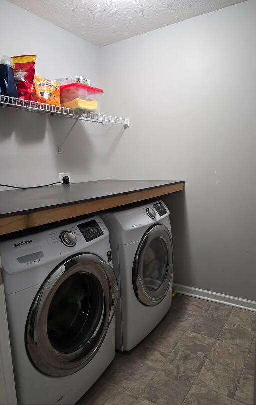 Photo - 406 Justice Way