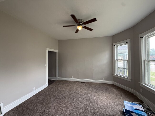 Photo - 938 W Edwards St