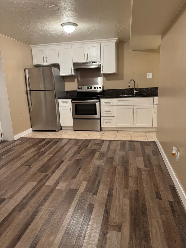 Photo - 1605 W Frankie Cir Unit Mother-in-Law apartment