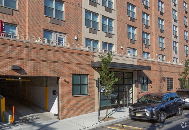 Building Photo - One23 Rental