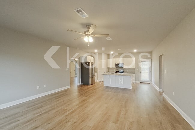 Photo - 13785 Willowmore Dr