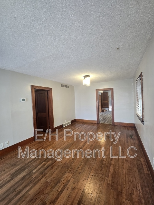 Photo - 526 N Martinson Ave