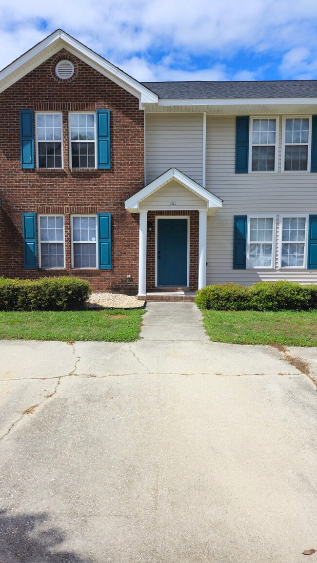 Photo - 111 Anna St Townhome