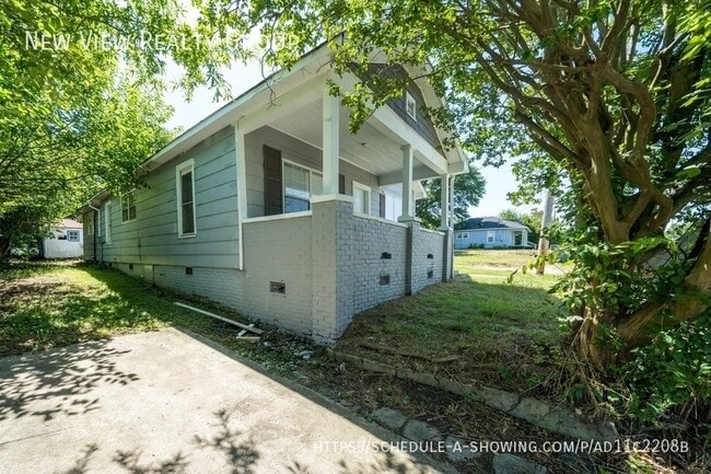 Photo - 620 N Moran St