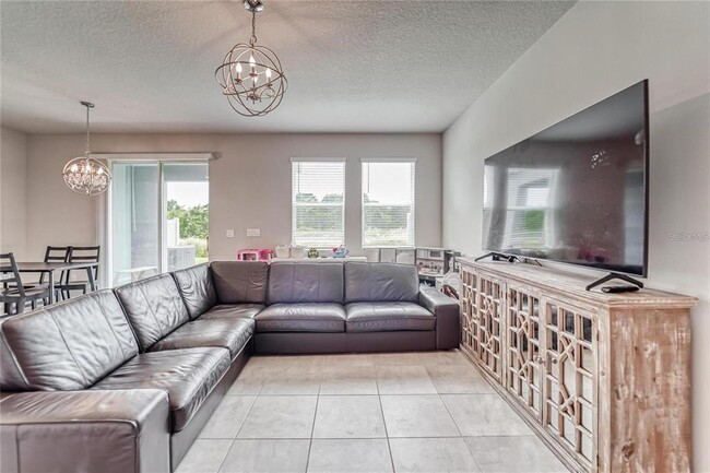 Photo - 1642 Boxleaf Ln