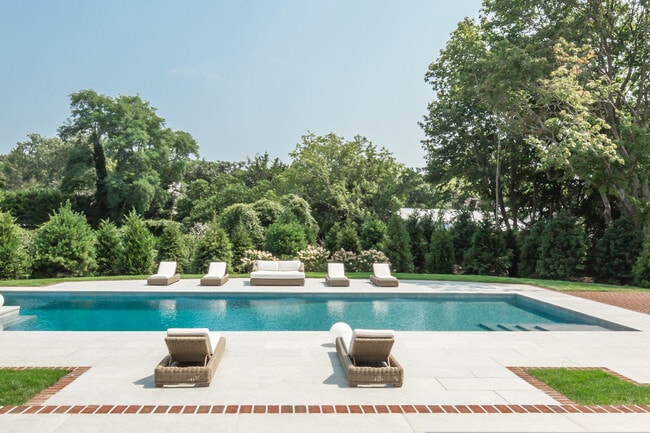 Photo - 126 Somerset Ave