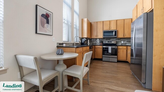 Photo - 1550 N Raleigh St Unidad W-126