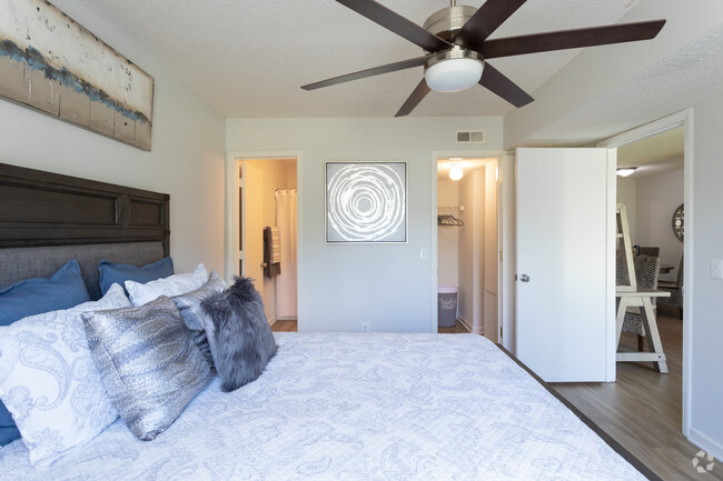 Interior Photo - Meridian Village Rental