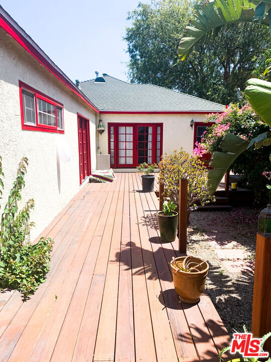 Building Photo - 1975 S Crescent Heights Blvd Rental