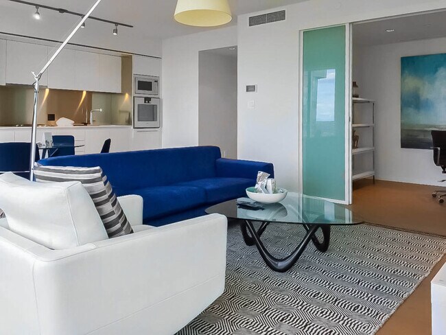 Photo - 1151 W Georgia St