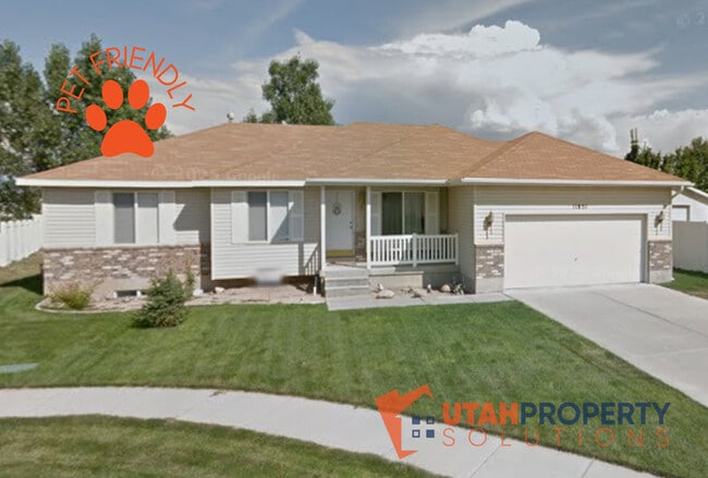 Building Photo - 11843 Logans Run Cove