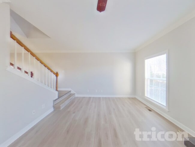 Photo - 3031 Farmville Cir