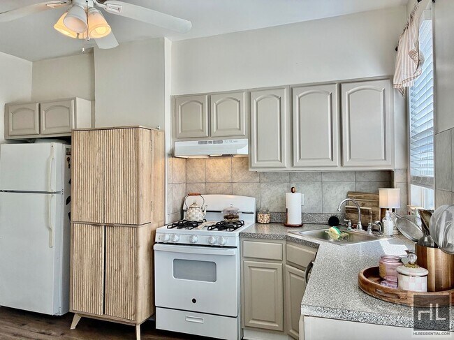 Photo - Gorgeous 1.5 bedroom in Maspeth Unidad 2