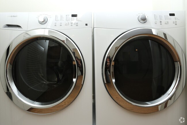 Washer & Dryer