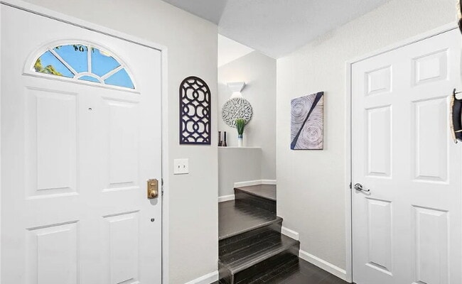 Building Photo - Discover modern living in this chic 1-bedr... Rental