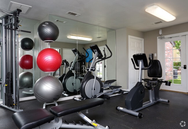 Photo - Kensington Station