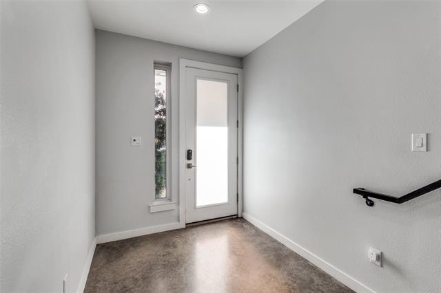 Photo - 4977 Zuma Ct