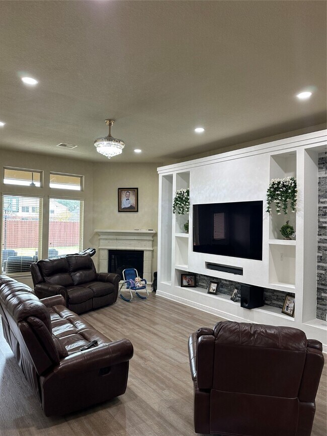 Photo - 18726 Bene Vista Dr