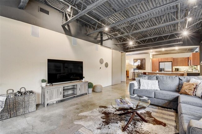 Photo - 601 Brushy St Unidad 205