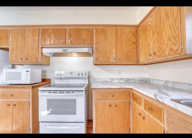 Photo - 2958 S 58th St