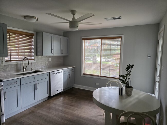 Photo - 1545 Thornfield Ln