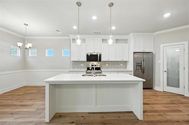 Photo - 110 Market St