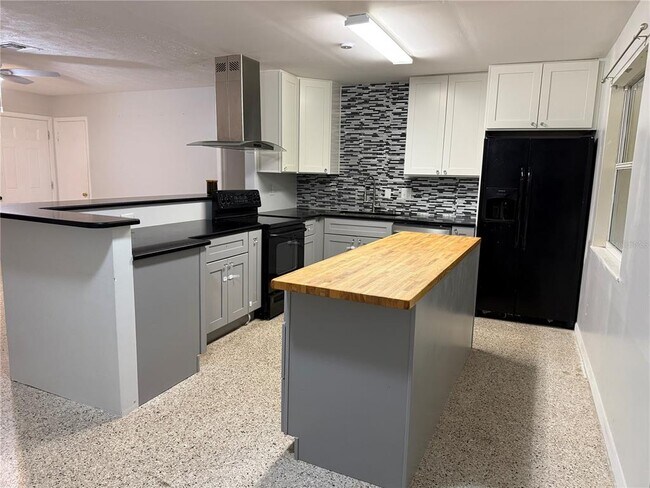 Photo - 845 Edgewood Rd Casa