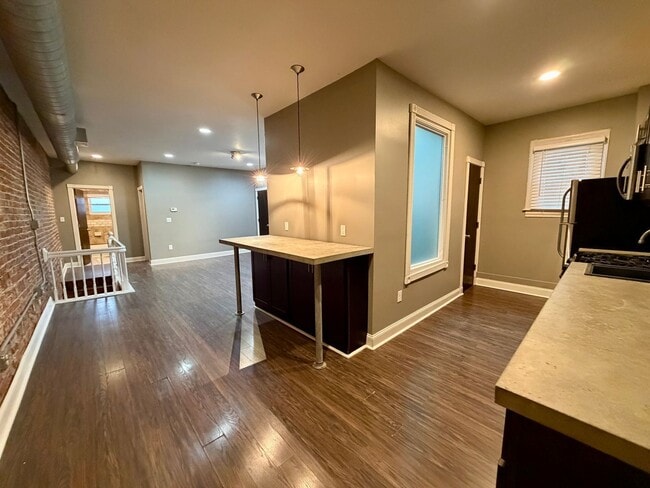 Photo - 4603 Butler St Unit 2