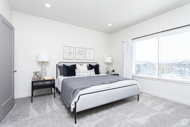3BR, 2BA - 1,944SF - Primary Bedroom