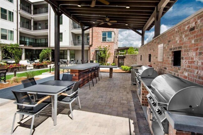 Photo - 1490 Ernest W Barrett Pkwy NW Unit 423