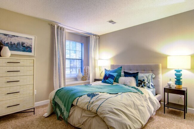 Barrington Hills Apartments