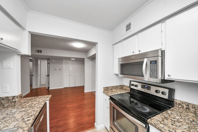 4641 Wild Indigo St Unit 450