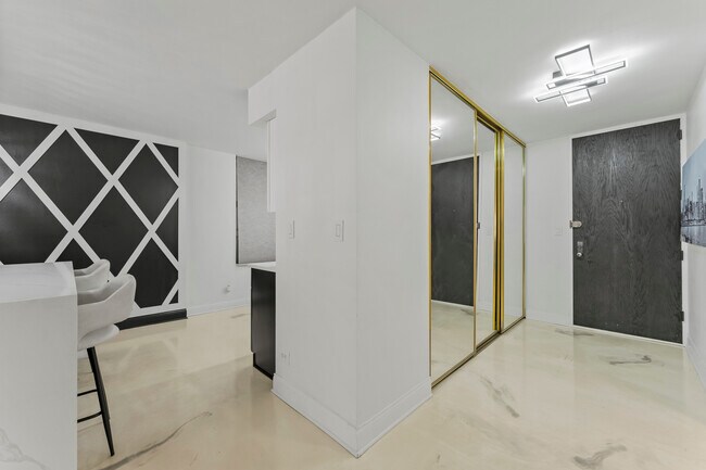 Photo - 201 E Chestnut St Unit 11E