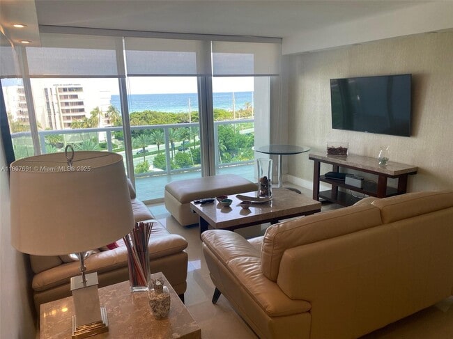 Photo - 100 Bayview Dr Unidad 807