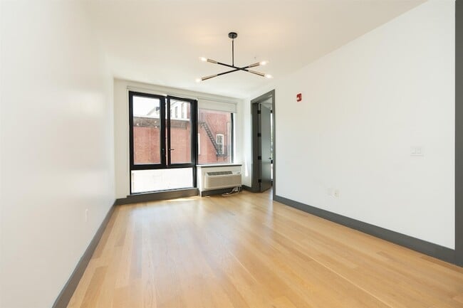 Photo - 424 Arlington Ave Unit 206