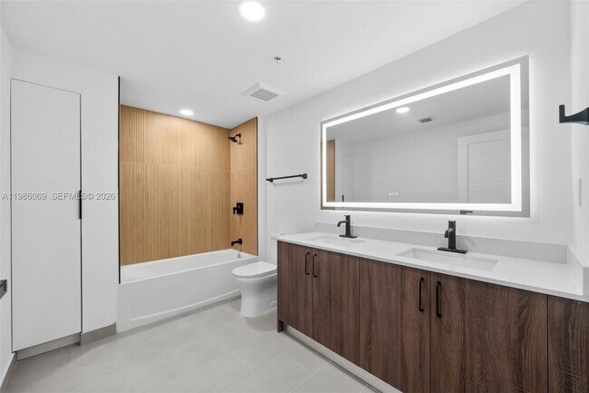 Photo - 2479 NE 192 St Unit 205