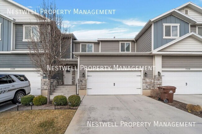 Photo - 7235 N Red Clover Way