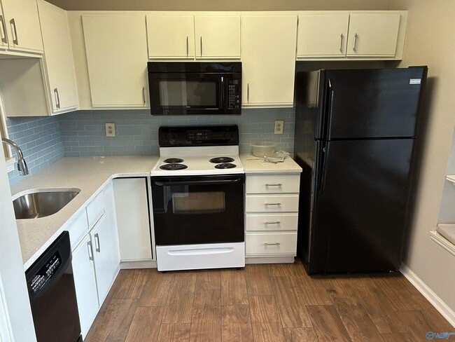 Photo - 105 Browns Ridge Ln