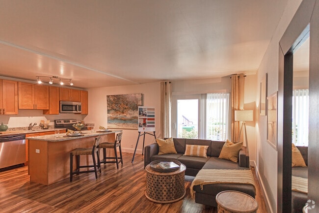 1HAB, 1BA - Sala de estar - Innovo Living On Waters