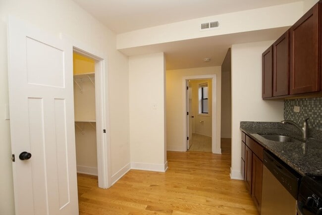 Photo - 2147 N Fremont St Unit N4