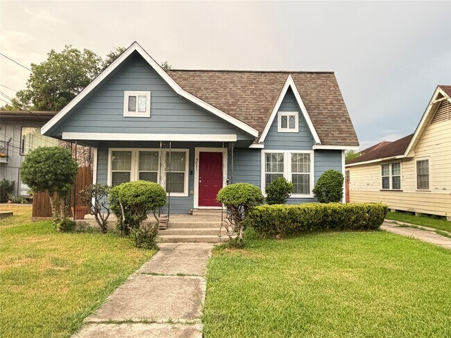 Photo - 5231 Leeland St