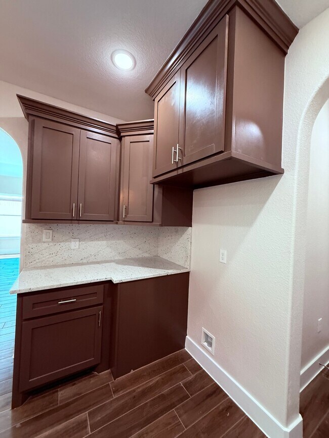 Photo - 14880 Coaltown Rd